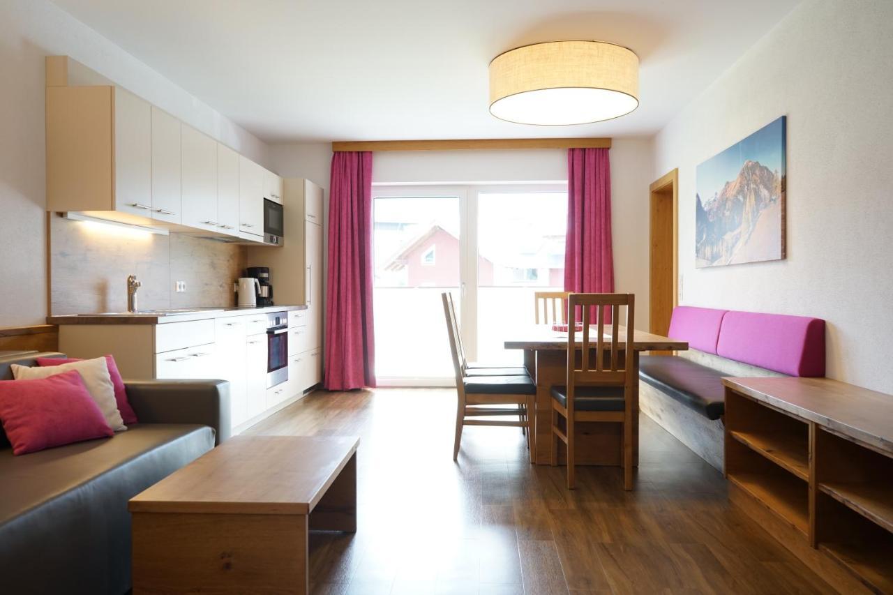 Bergfink Apartments Flachau Esterno foto