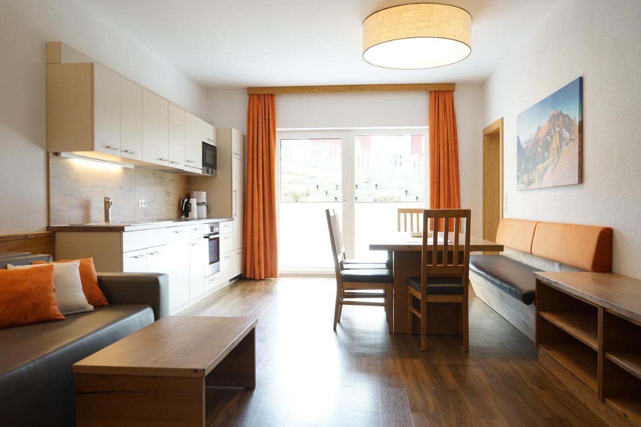 Bergfink Apartments Flachau Esterno foto